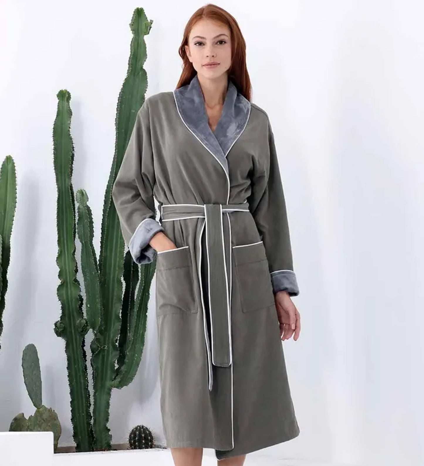Women’s Plush Microfiber Spa Robe – Soft Cozy Bathrobe for Home, Spa & Relaxation